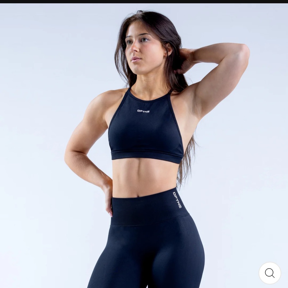 DFYNE Black Sports Bra